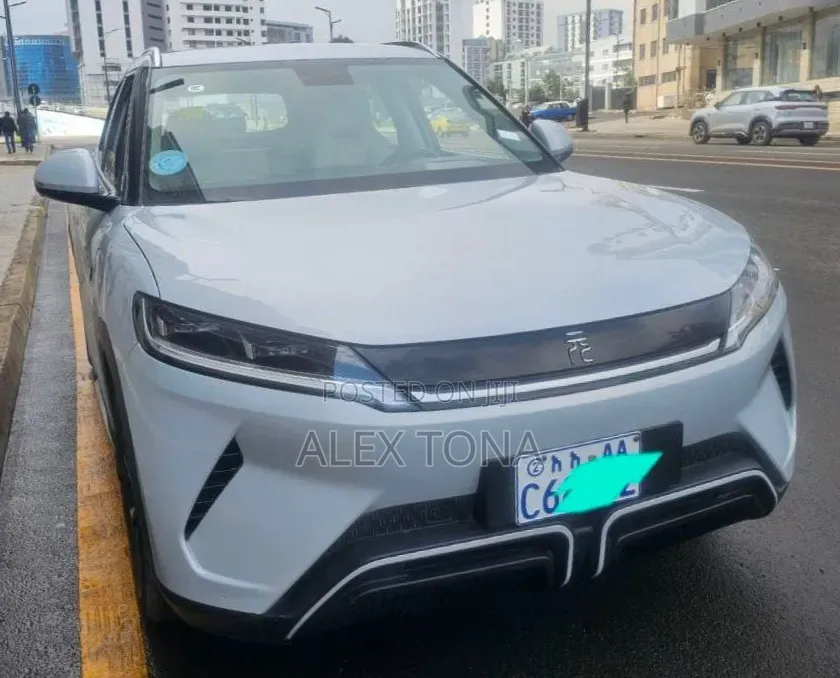 BYD Yuan Up 2024 Silver