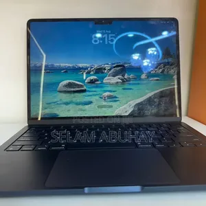 New Laptop Apple MacBook Pro 2025 M5 16GB Apple M5 Pro SSD 512GB