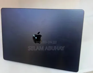 New Laptop Apple MacBook Pro 2025 M5 16GB Apple M5 Pro SSD 512GB