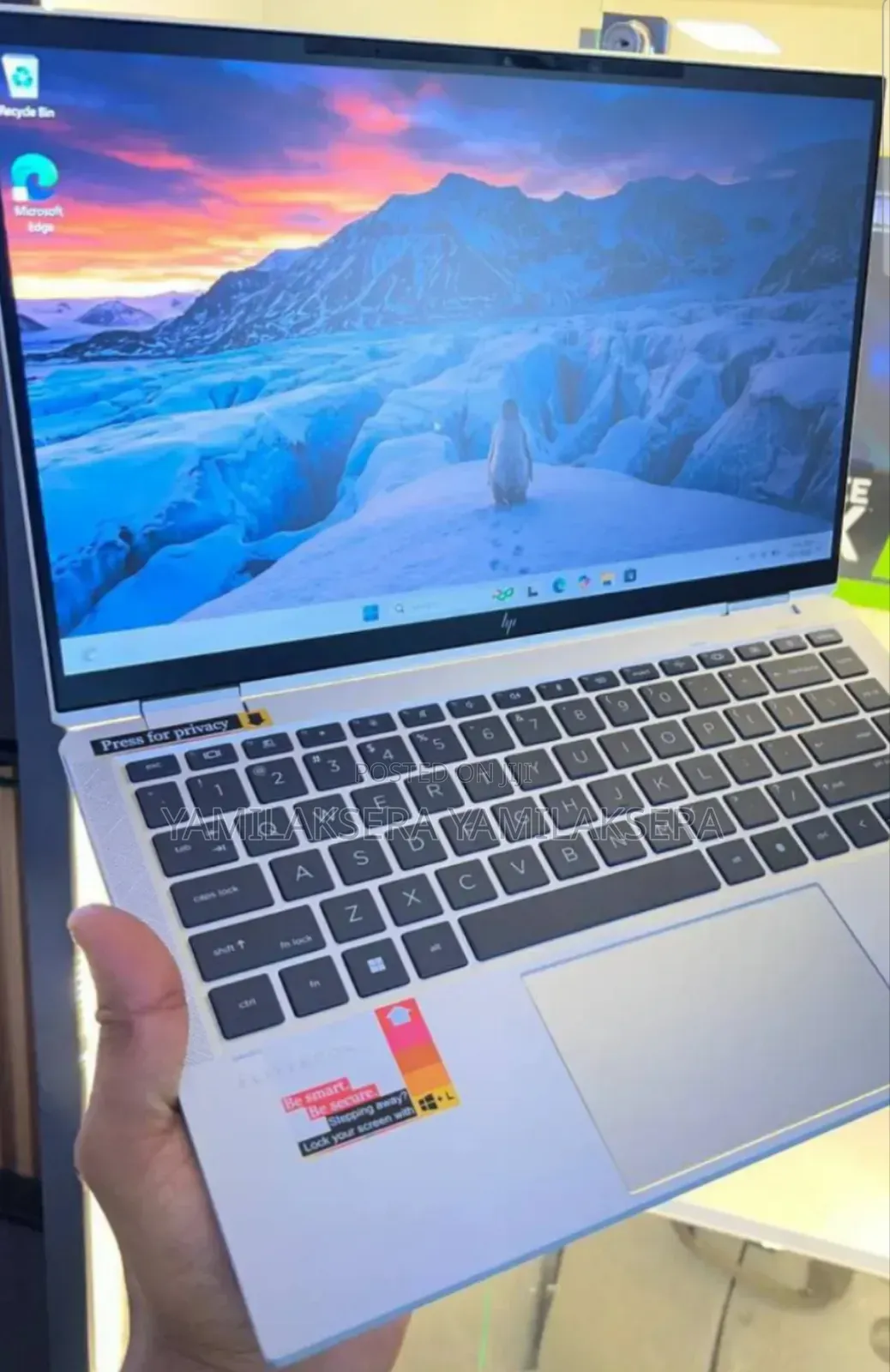 New Laptop HP EliteBook 1040 G8 16GB Intel Core i7 SSD 512GB