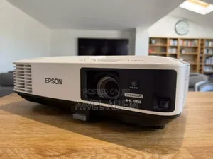 Epson 2250U 3LCD Full HD WiFi Wireless Cinema Projector 5000 Lumen