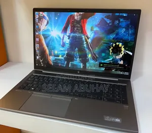 New Laptop HP ZBook Firefly G8 16GB Intel Core i7 SSD 512GB