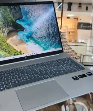 New Laptop HP Pavilion 15 16GB Intel Core Ultra 7 SSD 1T