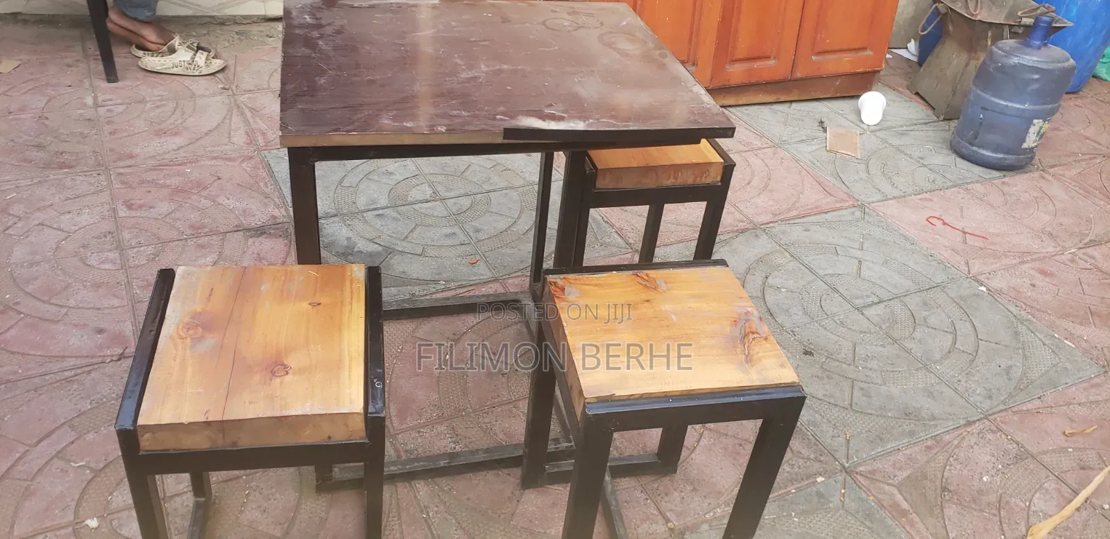 Coffee Shope Chairs and Tables