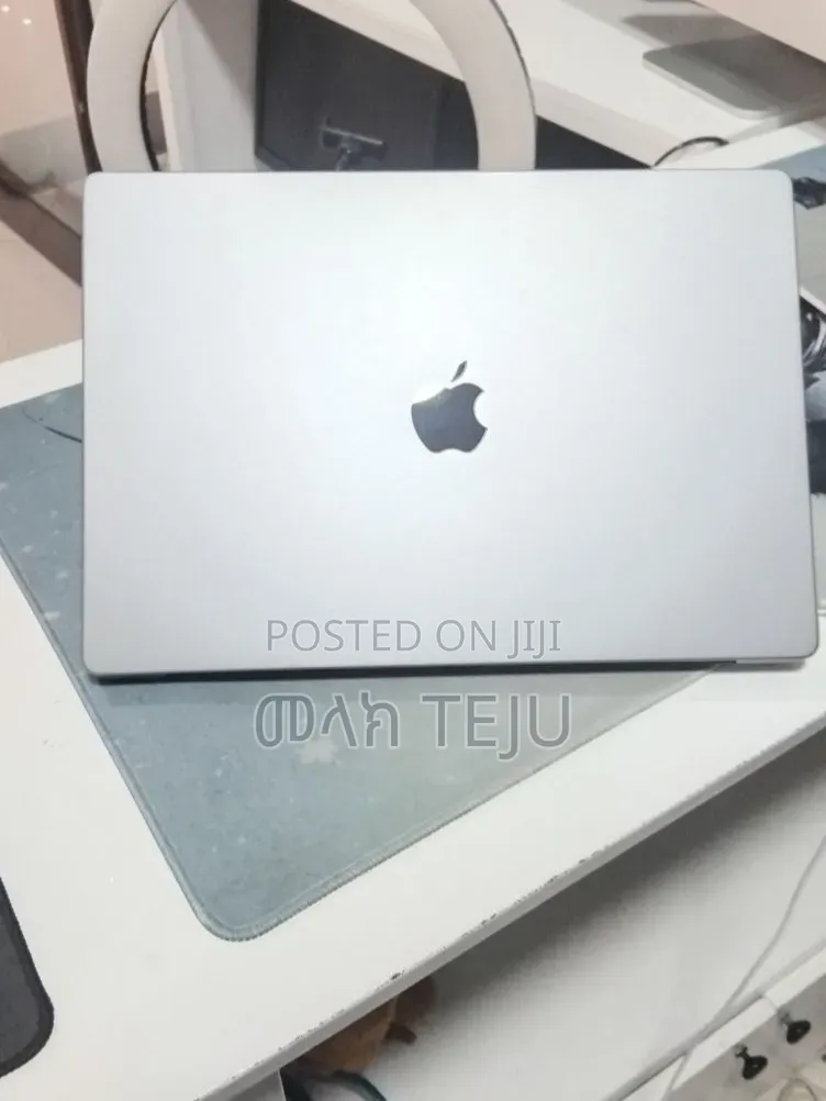 New Laptop Apple MacBook Pro 2021 M1 Max 32GB Apple M1 SSD 1T