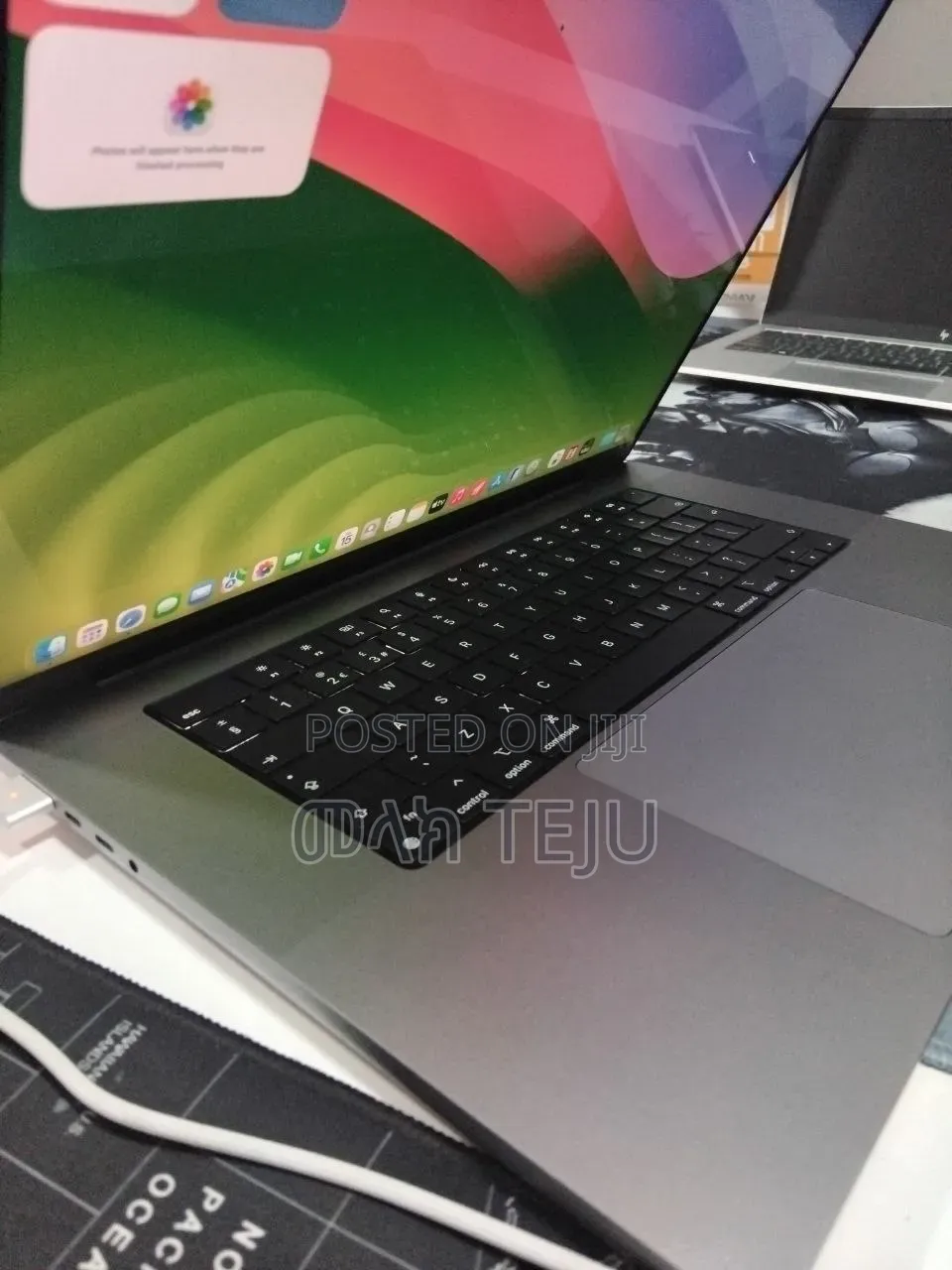 New Laptop Apple MacBook Pro 2021 M1 Max 32GB Apple M1 SSD 1T