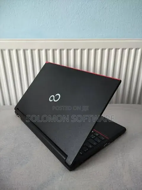 New Laptop Fujitsu Lifebook E556 8GB Intel Core i5 HDD 500GB
