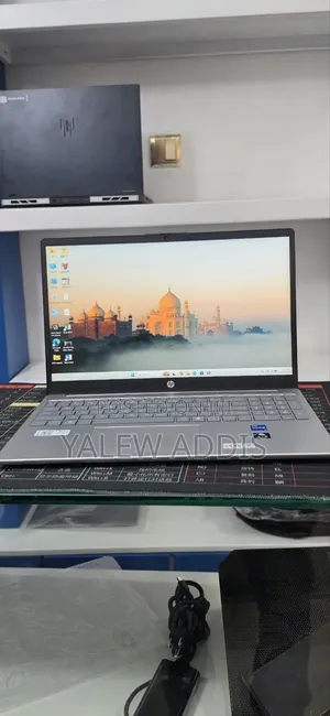 New Laptop HP Stream Notebook 16GB Intel Core i7 SSD 1T
