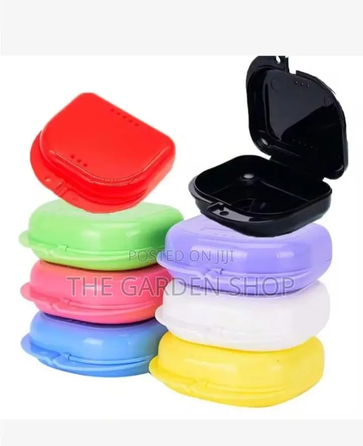 Retainer Case