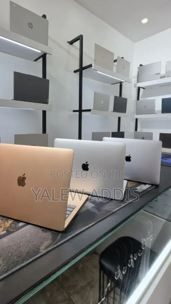 New Laptop Apple MacBook Air 2020 M1 8GB Apple M1 SSD 256GB