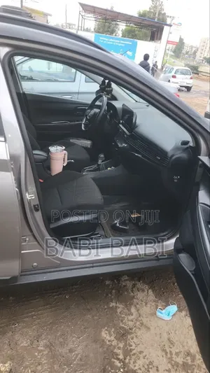 Hyundai Bayon 2023 Gold