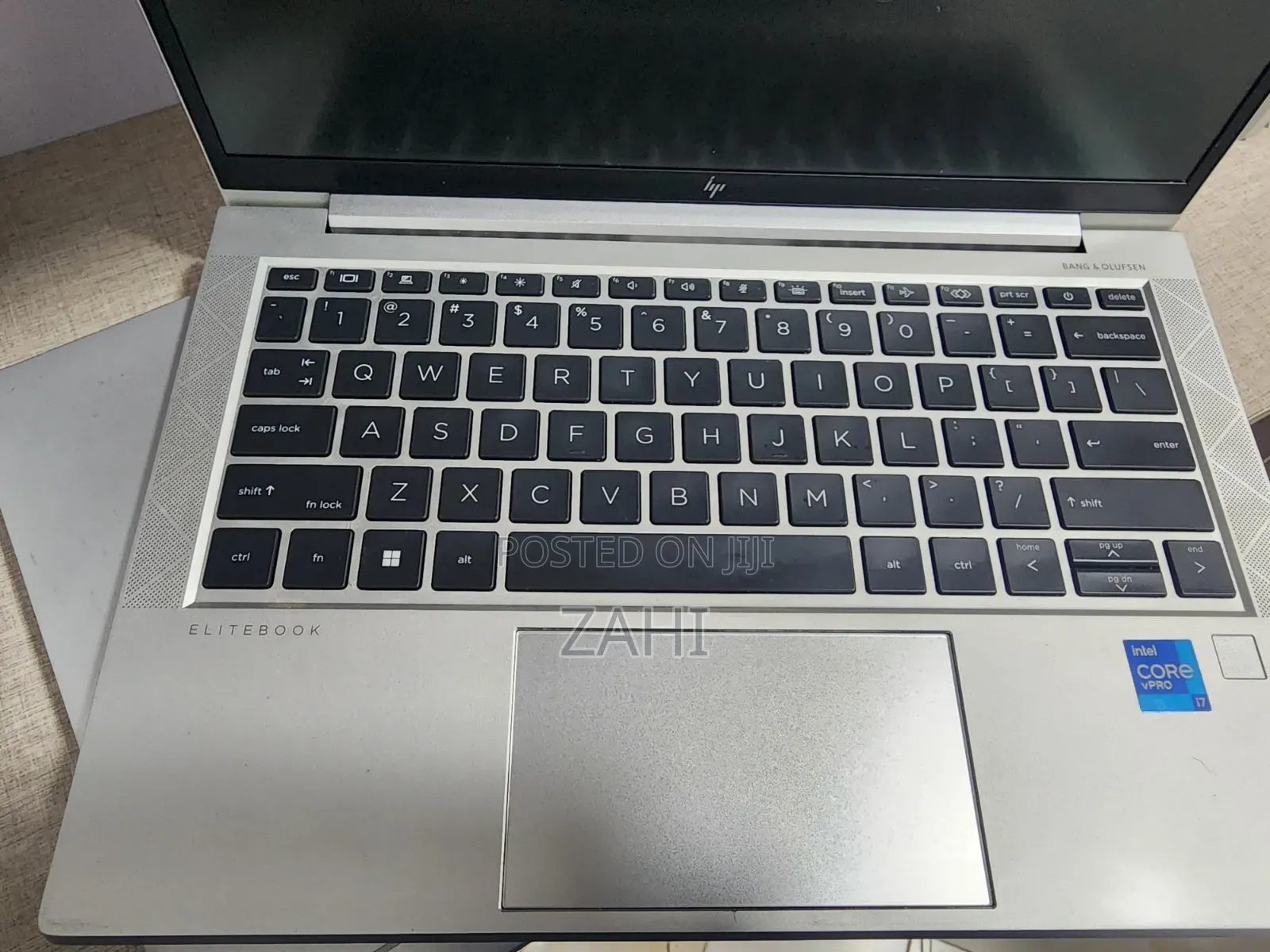 New Laptop HP EliteBook 830 G8 16GB Intel Core i7 SSD 512GB