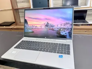 New Laptop HP ProBook 450 G8 16GB Intel Core i5 SSD 512GB