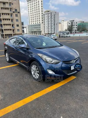 Hyundai Avante 2014 Blue