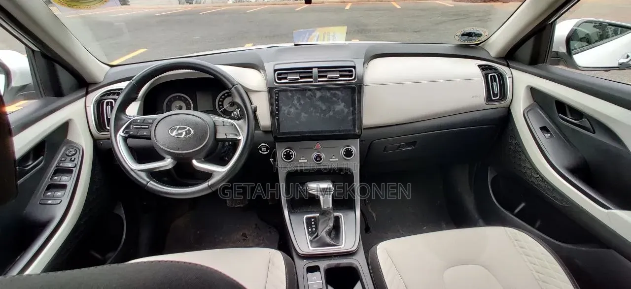 Hyundai Creta 2023 White