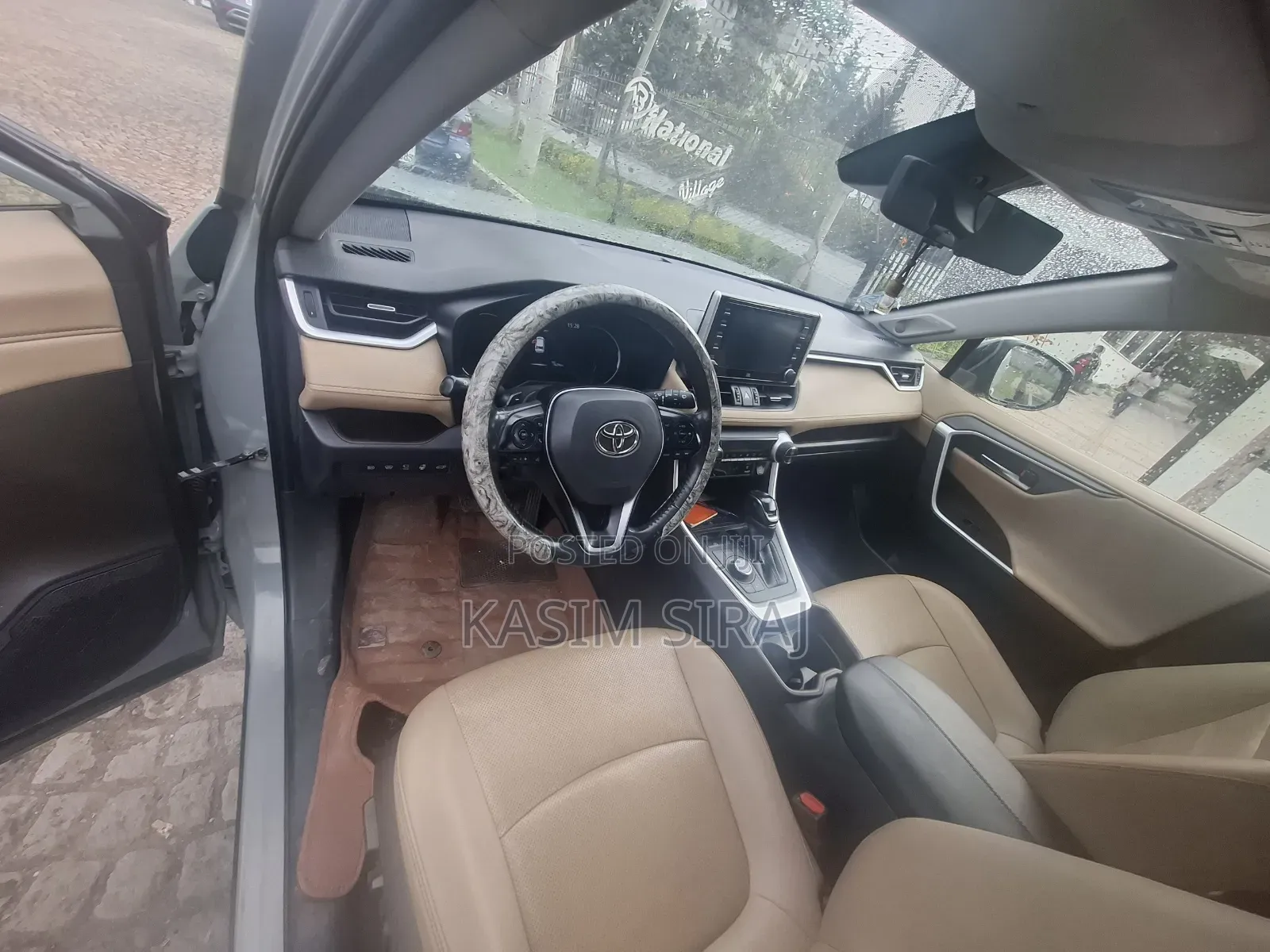 Toyota RAV4 2021 Blue