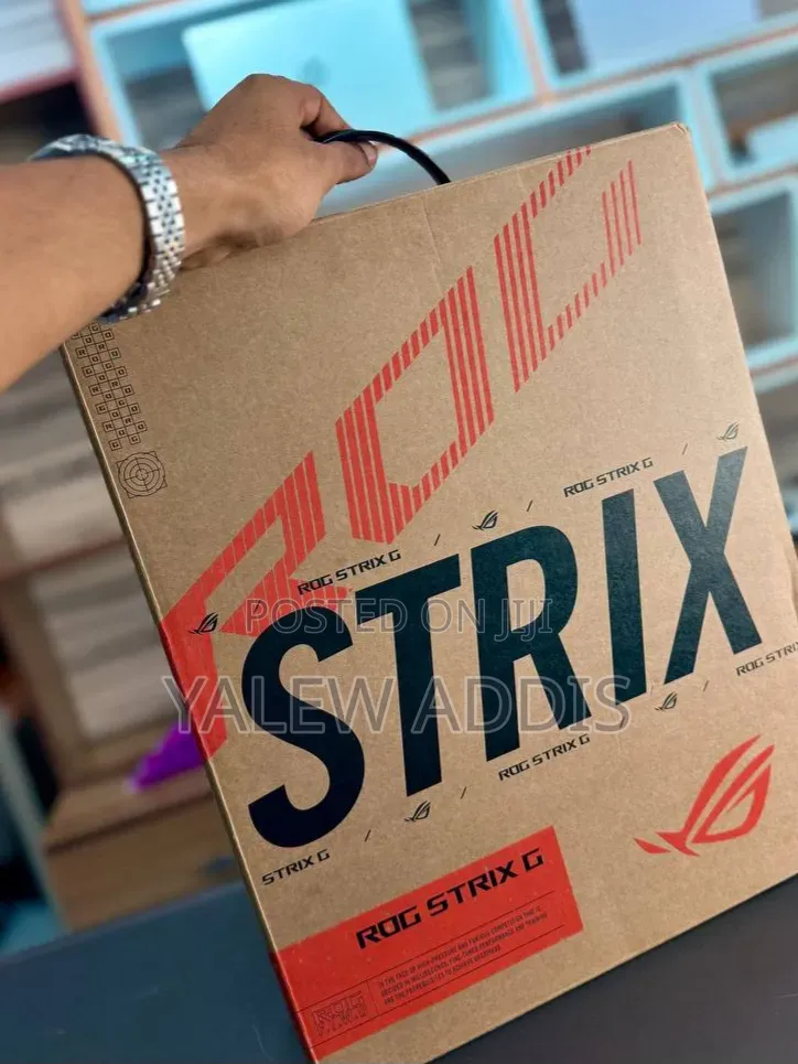 New Laptop Asus ROG Strix G16 16GB Intel Core i7 SSD 1T