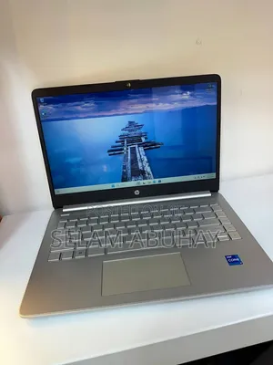 New Laptop HP Stream Notebook 16GB Intel Core i7 SSD 512GB