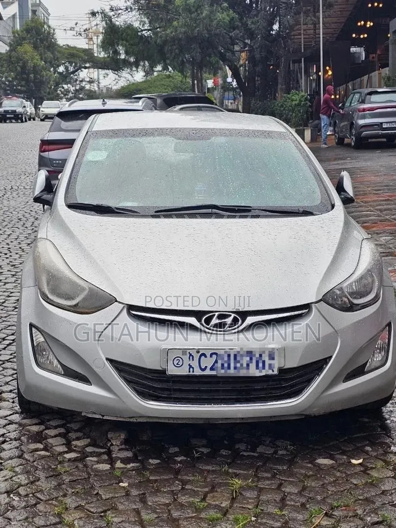 Hyundai Avante 2015 Silver