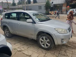 Toyota RAV4 2012 Silver