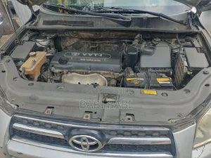 Toyota RAV4 2012 Silver