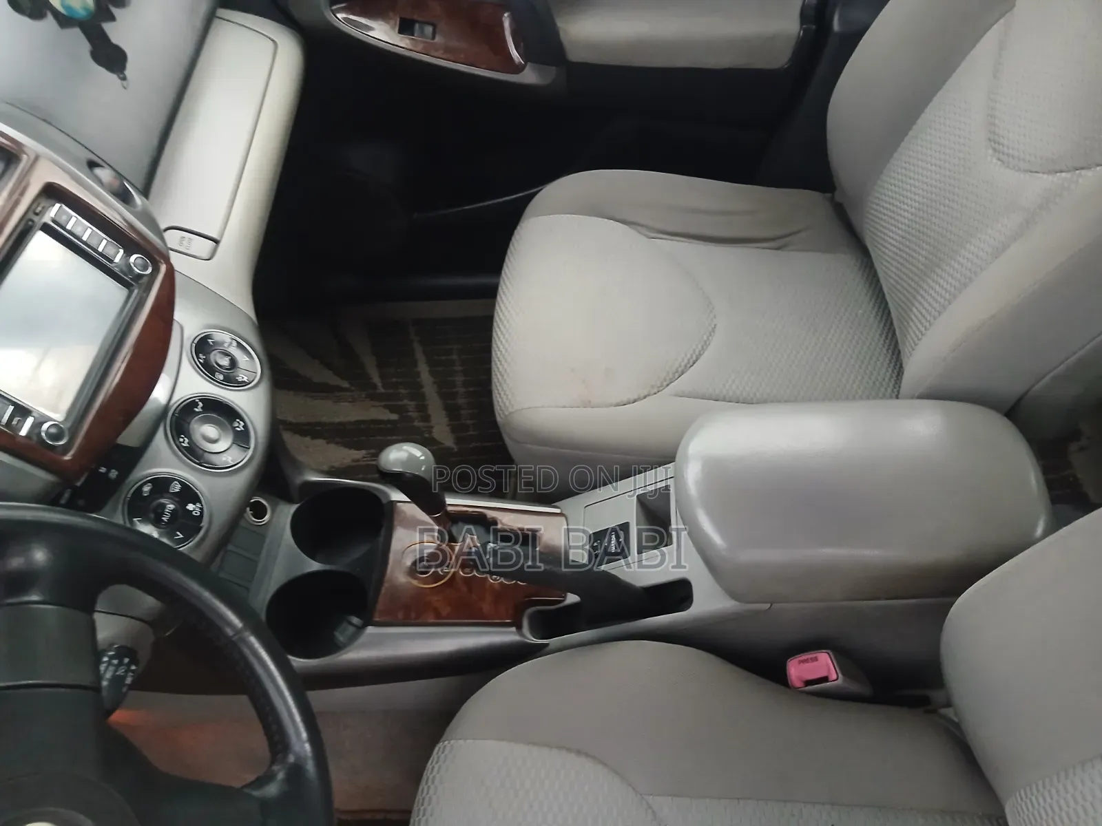 Toyota RAV4 2012 Silver