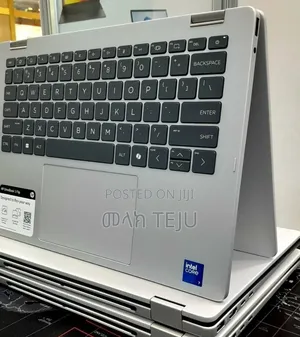 New Laptop HP OmniBook 5 Flip 16GB Intel Core i7 SSD 512GB