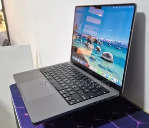New Laptop Apple MacBook Pro 2021 M1 16GB Apple M1 Pro SSD 512GB