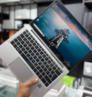 New Laptop HP EliteBook 830 G7 8GB Intel Core i5 SSD 512GB