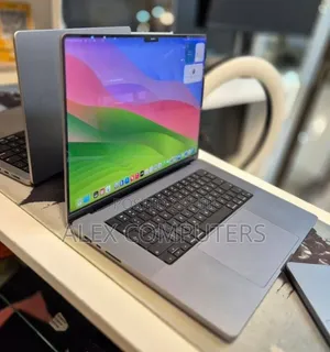New Laptop Apple MacBook 64GB Apple M1 Max SSD 1T