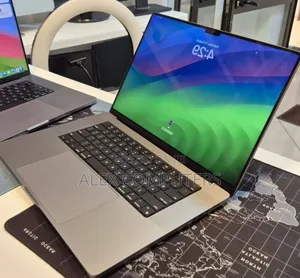 New Laptop Apple MacBook 64GB Apple M1 Max SSD 1T