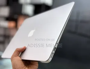 New Laptop Apple MacBook Air 2017 8GB Intel Core i5 SSD 256GB