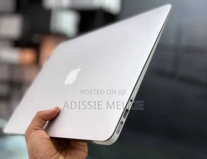 New Laptop Apple MacBook Air 2017 8GB Intel Core i5 SSD 256GB