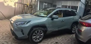 Toyota RAV4 2021