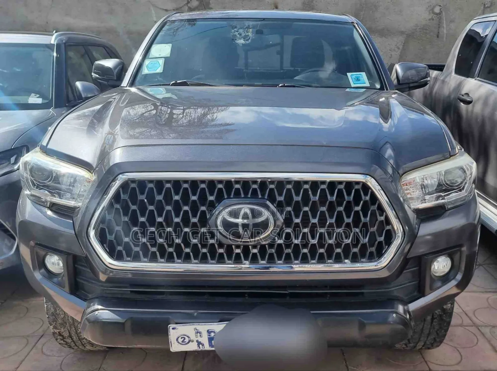 Toyota Tacoma 2018 Gray
