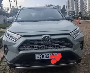 Toyota RAV4 2021