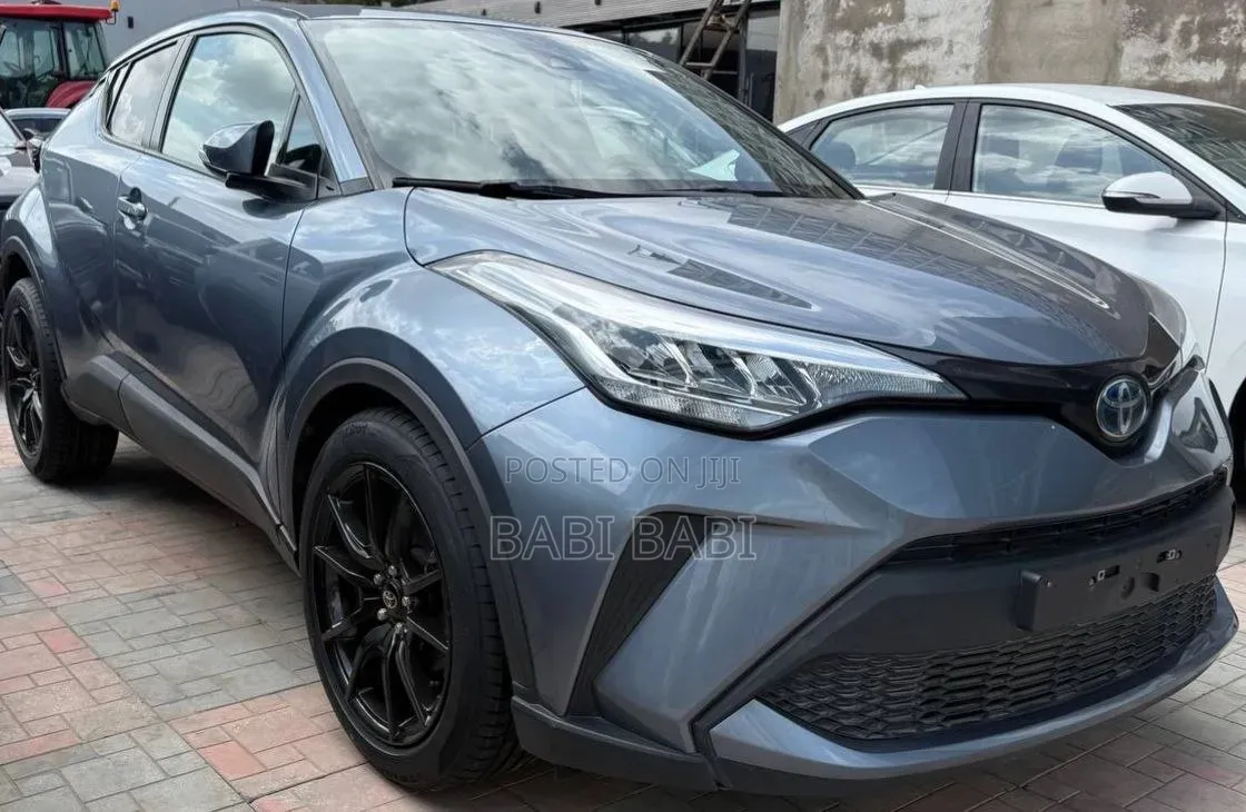 New Toyota C-HR 2025 Blue