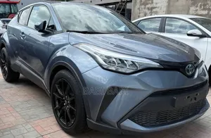New Toyota C-HR 2025 Blue