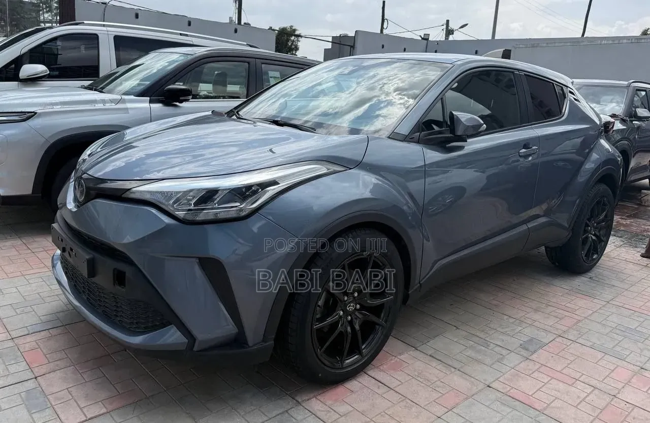 New Toyota C-HR 2025 Blue