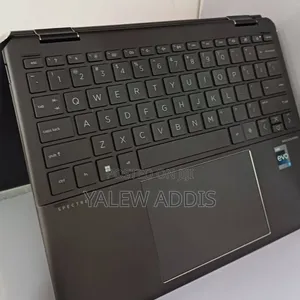 New Laptop HP Spectra 13 16GB Intel Core i7 SSD 1T