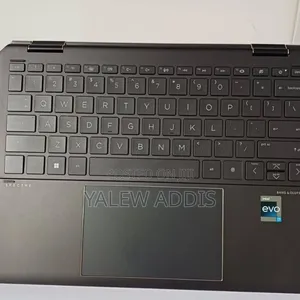 New Laptop HP Spectra 13 16GB Intel Core i7 SSD 1T