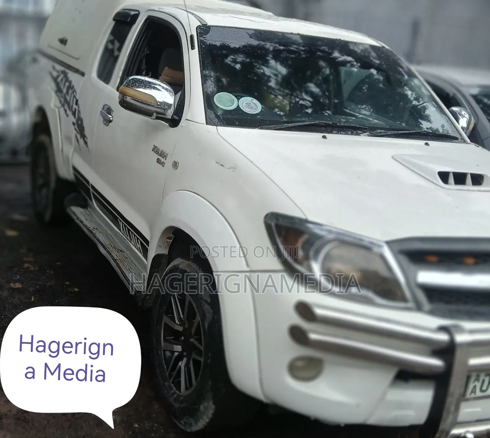 Toyota Hilux 2010 White