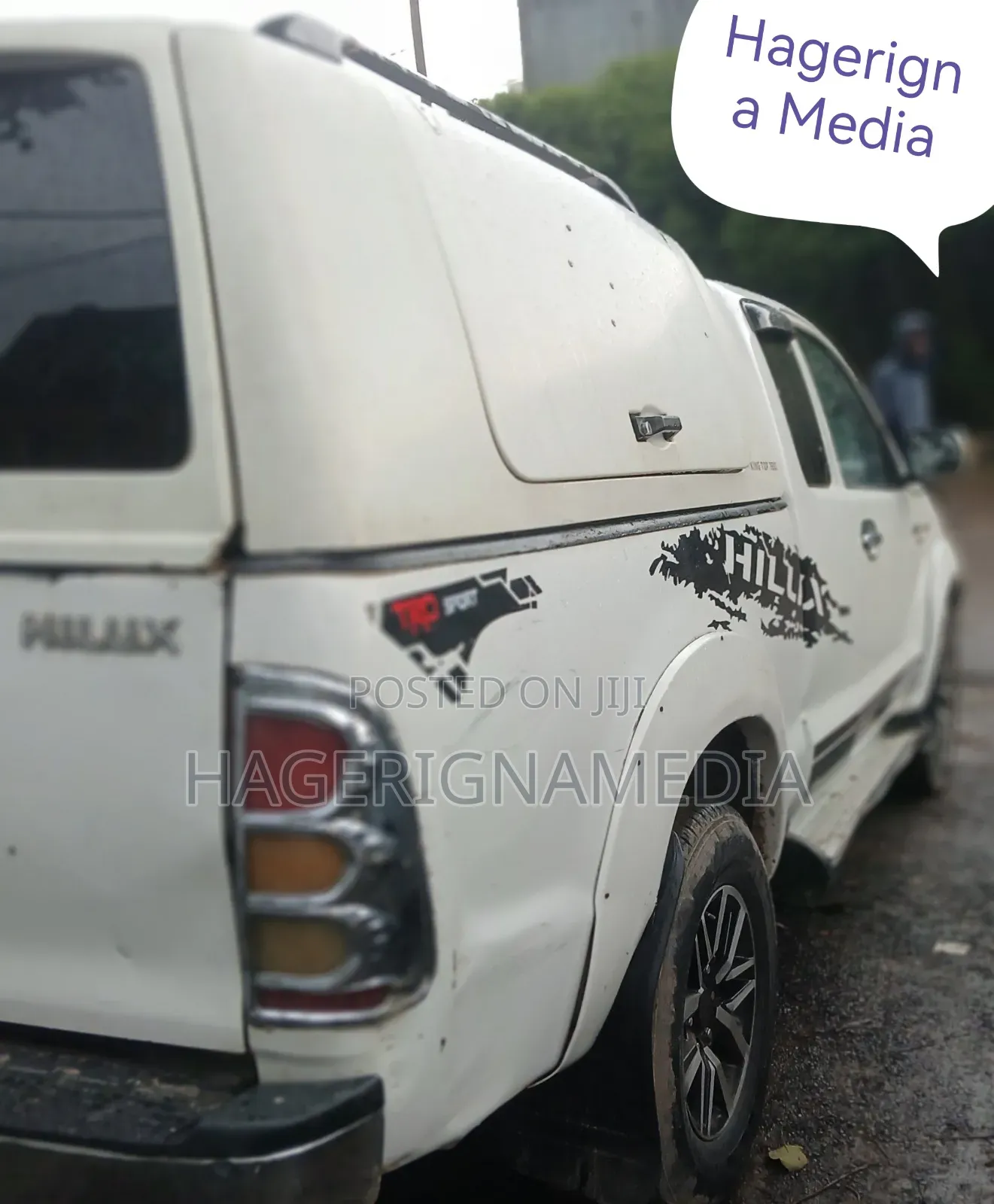 Toyota Hilux 2010 White