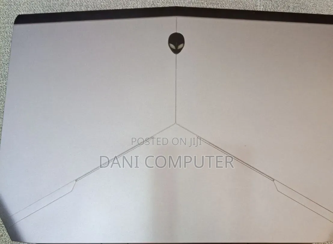 New Laptop Dell Allenware M15 R5 16GB Intel Core i7 HDD 500GB