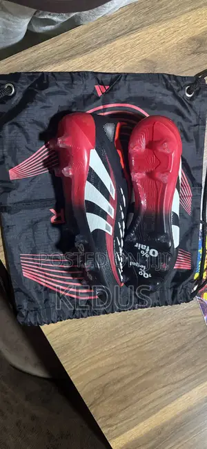 Adidas Preadator Cleats Elite