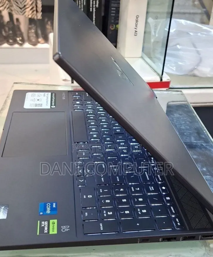 New Laptop HP Victus 15 16GB Intel Core i5 SSD 512GB