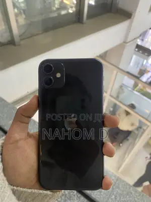 Apple iPhone 11 64 GB Black