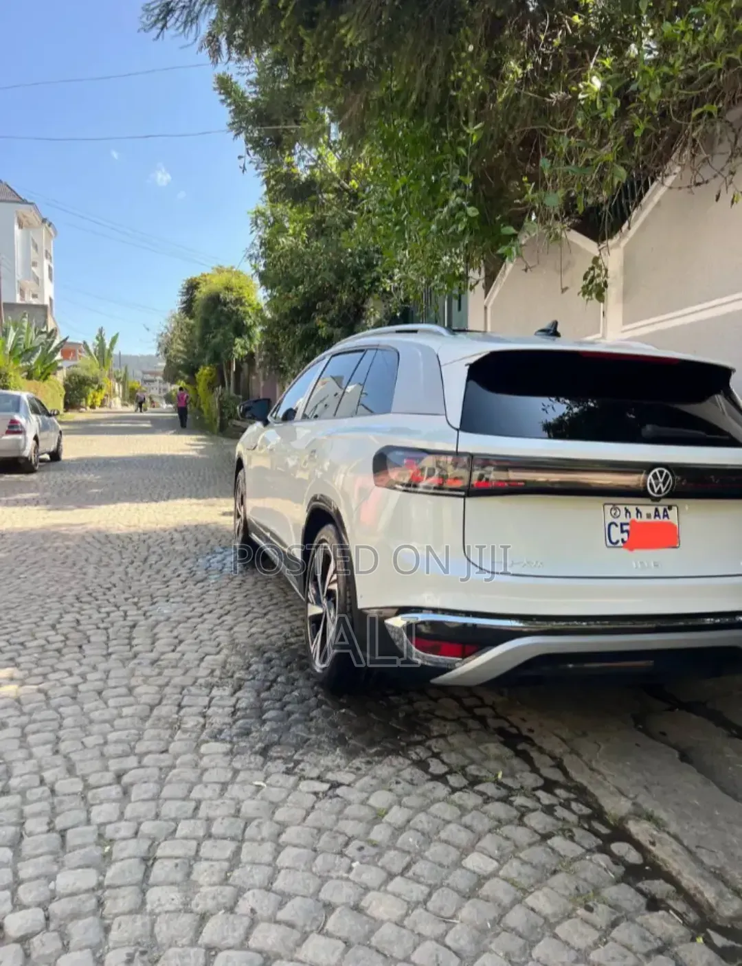 Volkswagen ID.6 2024 Off white
