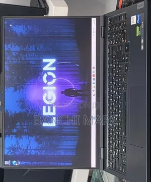New Laptop Lenovo Legion Pro 7 16GB Intel Core i7 SSD 1T
