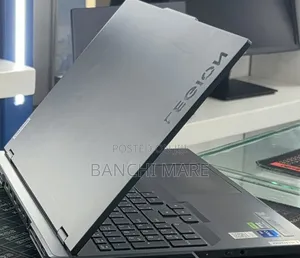 New Laptop Lenovo Legion Pro 7 16GB Intel Core i7 SSD 1T
